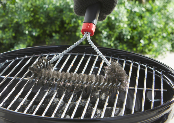 Simple Grill Cleaning After Each Use